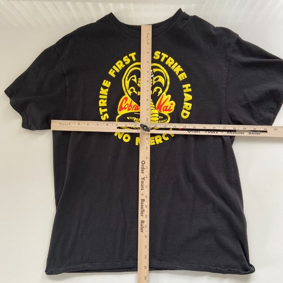 Cobra Kai T-Shirt Mens Large Strike First No Mercy Karate Kid TV Show Movie Tee - Picture 5 of 7